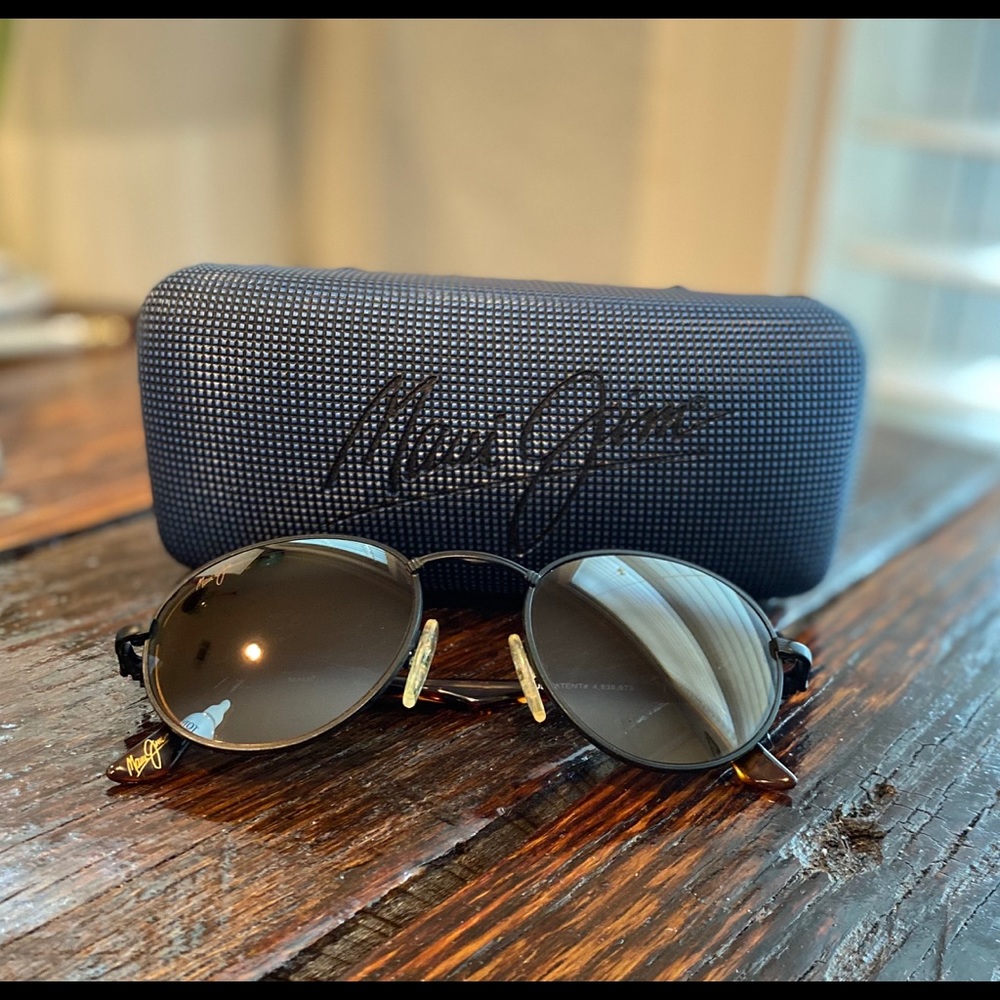 Vintage Maui Jim Spectator sunglasses 155-2m.
